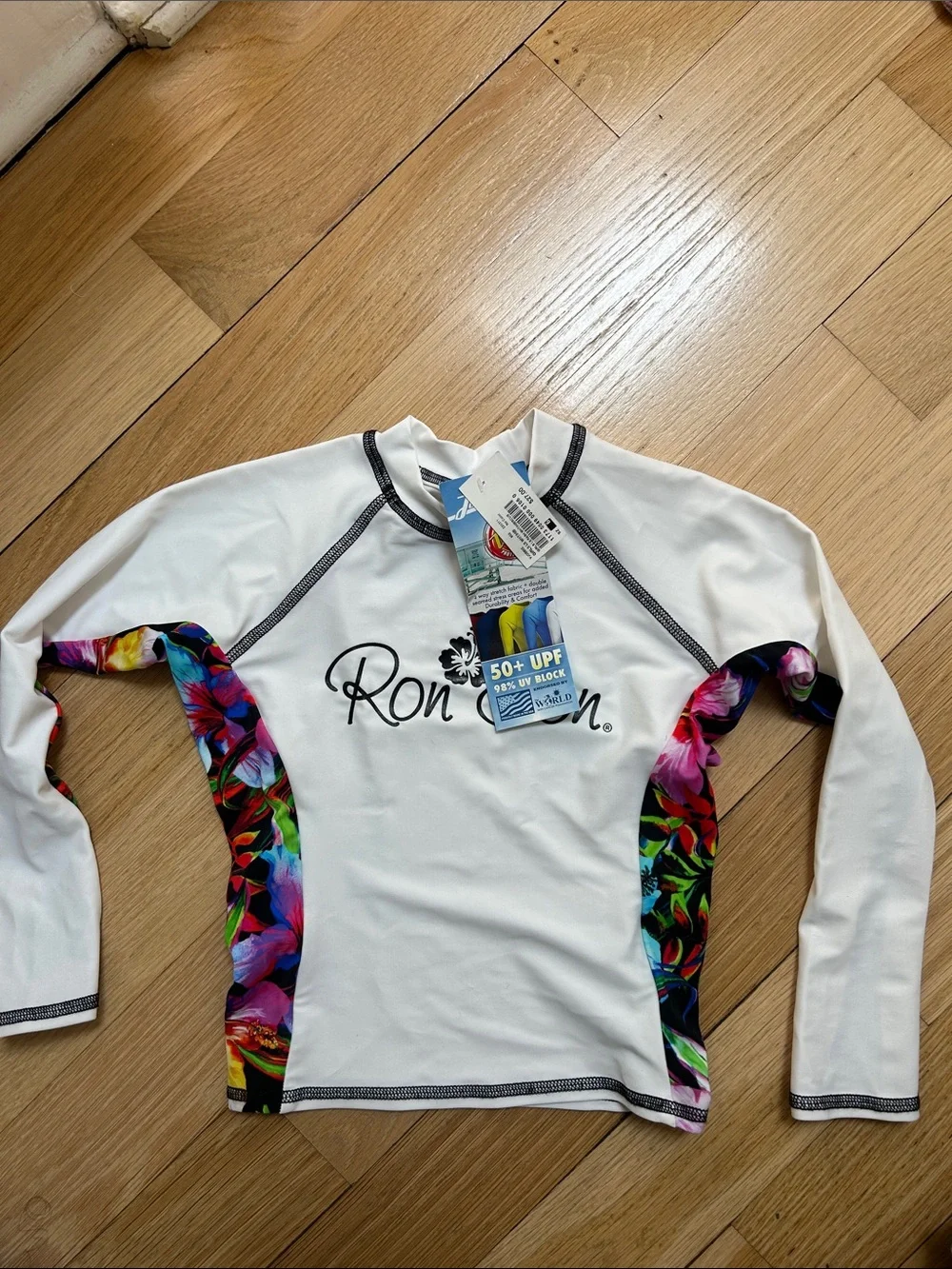 Rash guard girls Ron Jon surf Shop